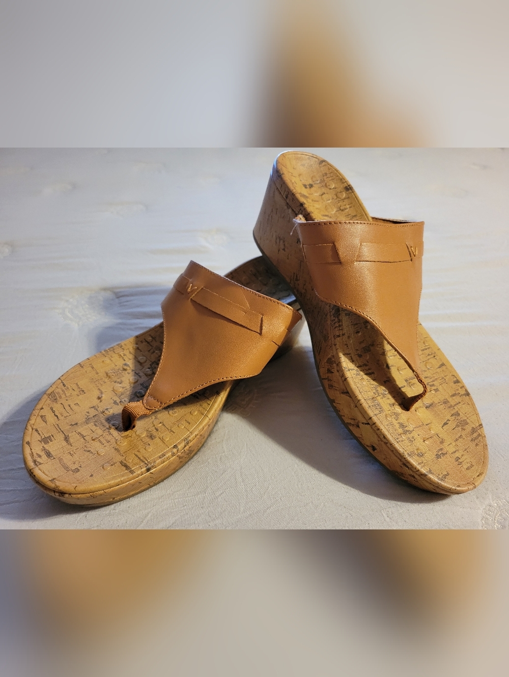 Vionic Cameron Sandals Womens 9 Carmel Brown Thong Slide Orthotic NWOB